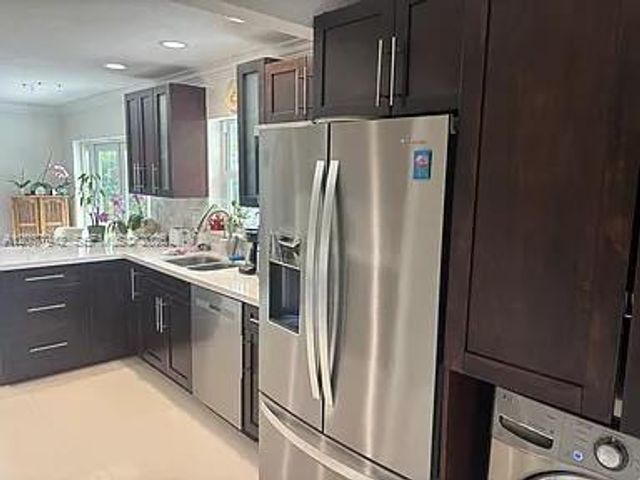 12500 SW 104th Ter, Miami, FL 33186