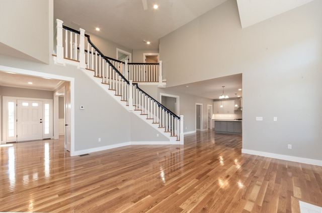 61 Boutelle Road, Sterling, MA 01564