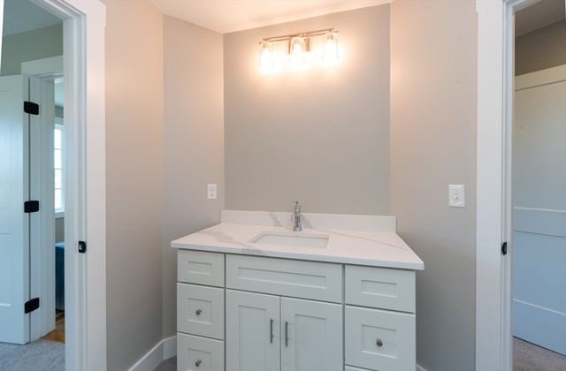 61 Boutelle Road, Sterling, MA 01564