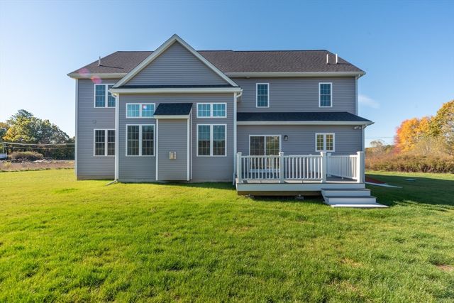 61 Boutelle Road, Sterling, MA 01564