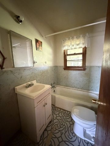 1226 McDonald St, Fayetteville, TN 37334