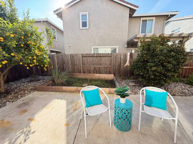 9628 Oak Reserve Ln, Elk Grove, CA 95758