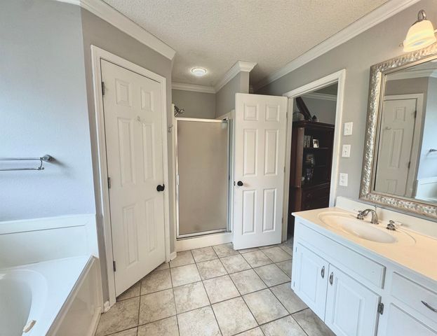 921 Fox Ridge Drive, Benton, AR 72019