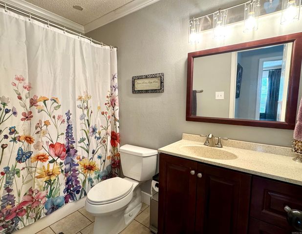 921 Fox Ridge Drive, Benton, AR 72019