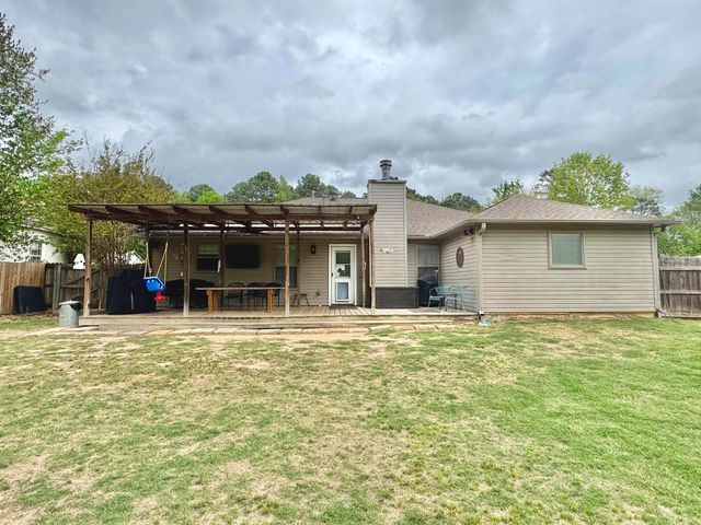 921 Fox Ridge Drive, Benton, AR 72019