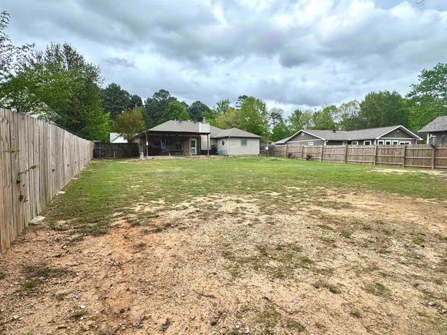 921 Fox Ridge Drive, Benton, AR 72019