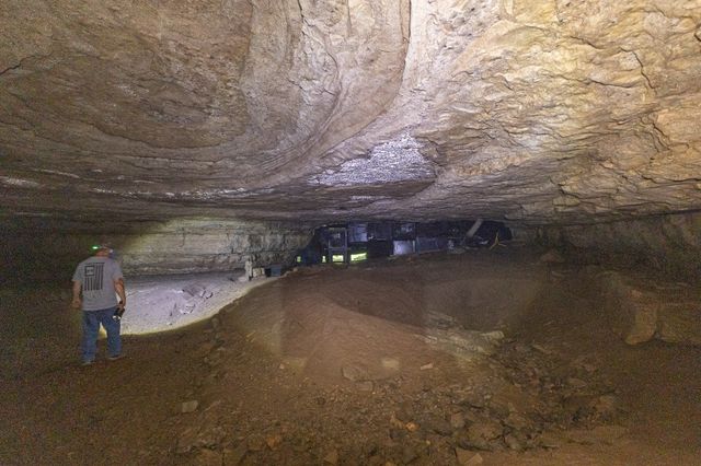 0 Cavern Bunker, Shelbyville, TN 37160