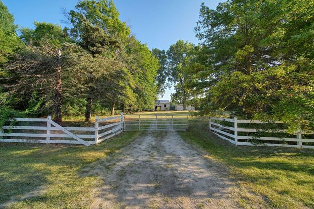 49300 Arkona Road, Sumpter Twp, MI 48111