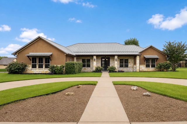201 Eagle Valley LN, Liberty Hill, TX 78642