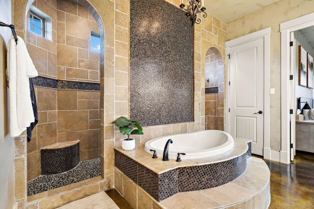 201 Eagle Valley LN, Liberty Hill, TX 78642