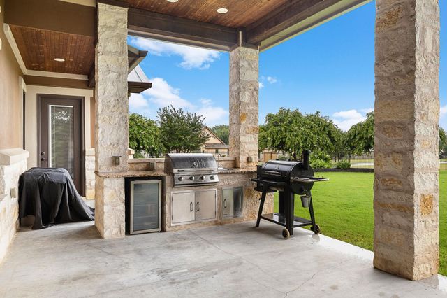 201 Eagle Valley LN, Liberty Hill, TX 78642
