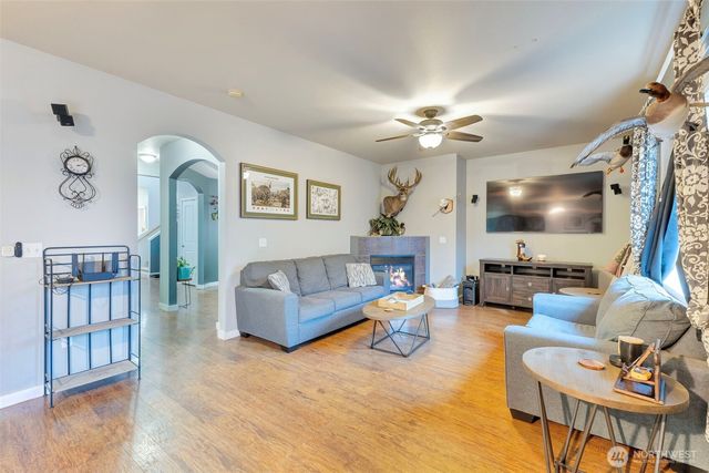 15520 85th Avenue E, Puyallup, WA 98375