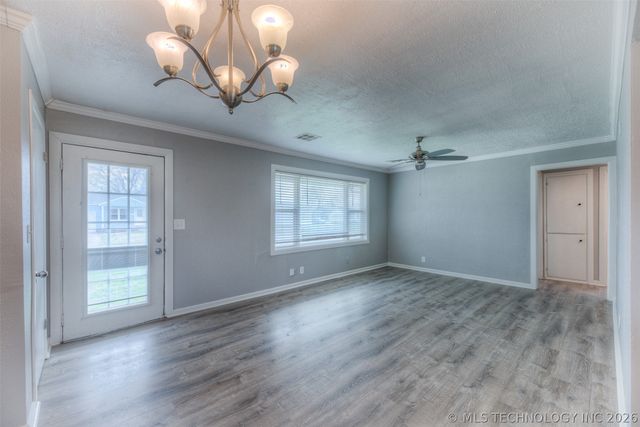 318 N Atlanta Street, Owasso, OK 74055