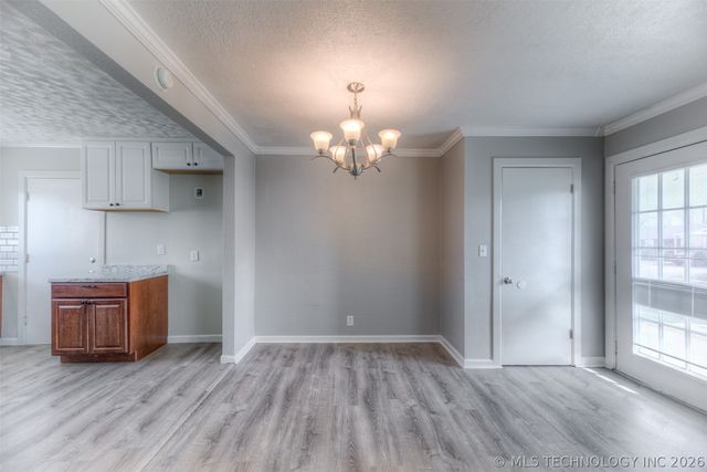 318 N Atlanta Street, Owasso, OK 74055