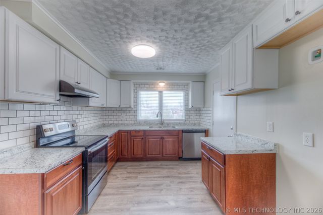 318 N Atlanta Street, Owasso, OK 74055