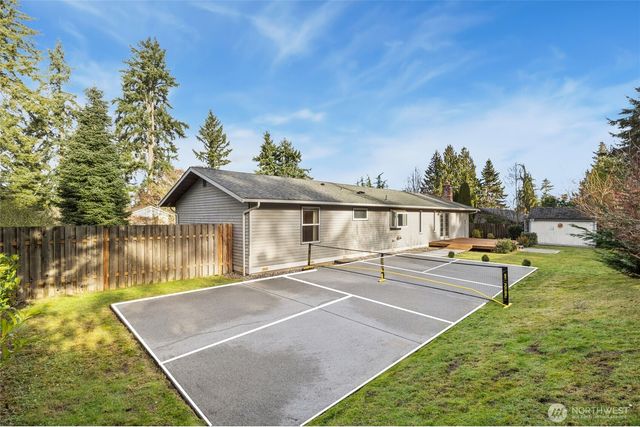 2952 216th Place SW, Brier, WA 98036