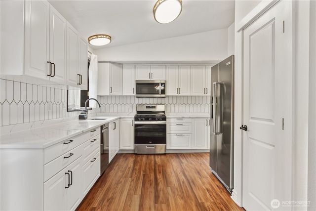 2952 216th Place SW, Brier, WA 98036