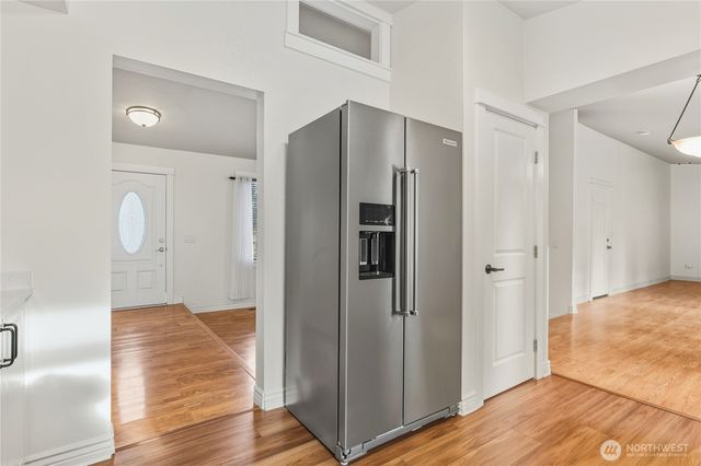 2952 216th Place SW, Brier, WA 98036