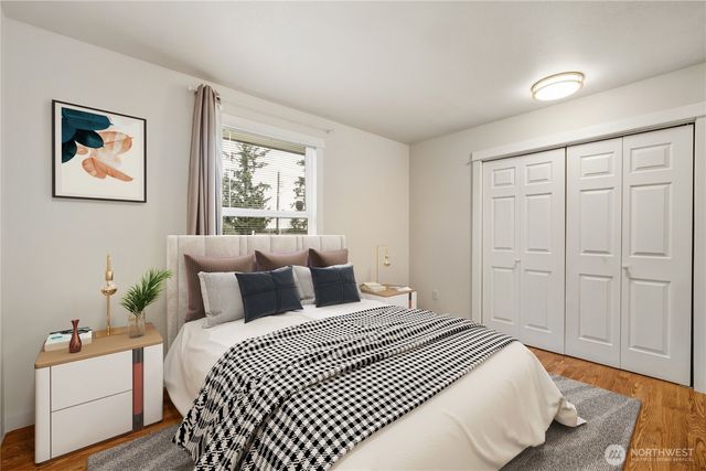 2952 216th Place SW, Brier, WA 98036