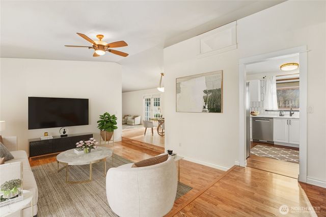 2952 216th Place SW, Brier, WA 98036