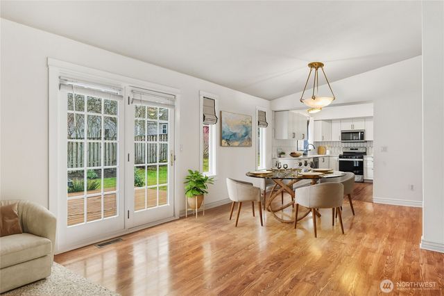 2952 216th Place SW, Brier, WA 98036