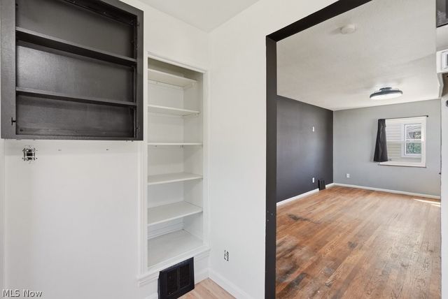 4919 Ridge Road, Brooklyn, OH 44144