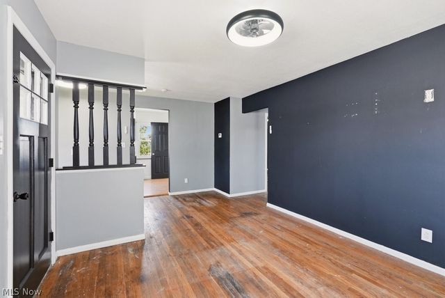 4919 Ridge Road, Brooklyn, OH 44144