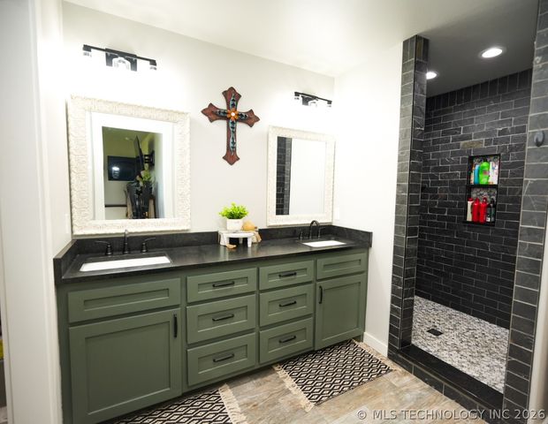 16244 Ash Road, Morris, OK 74445