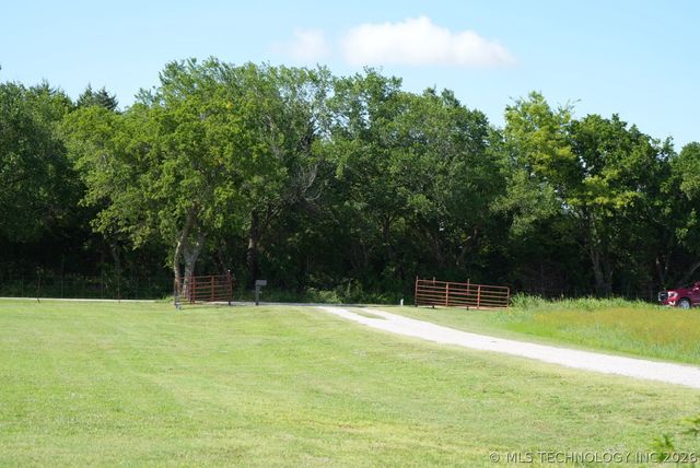 16244 Ash Road, Morris, OK 74445