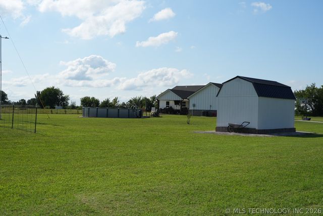 16244 Ash Road, Morris, OK 74445