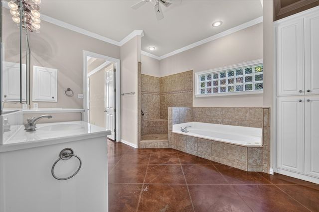 5027 Pershing Avenue, Fort Worth, TX 76107