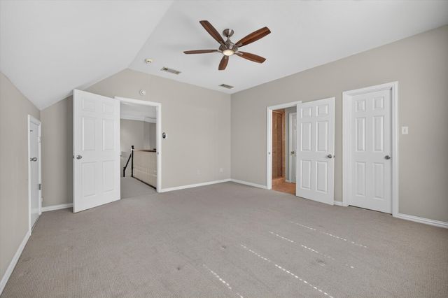 5027 Pershing Avenue, Fort Worth, TX 76107