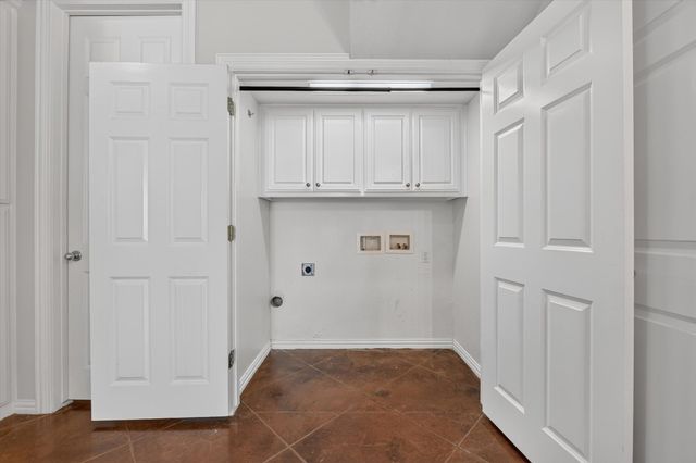 5027 Pershing Avenue, Fort Worth, TX 76107