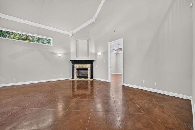 5027 Pershing Avenue, Fort Worth, TX 76107