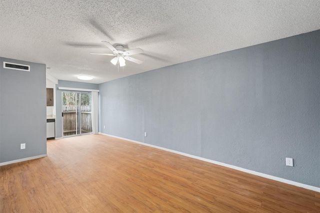 3415 Menchaca Road 107, Austin, TX 78704