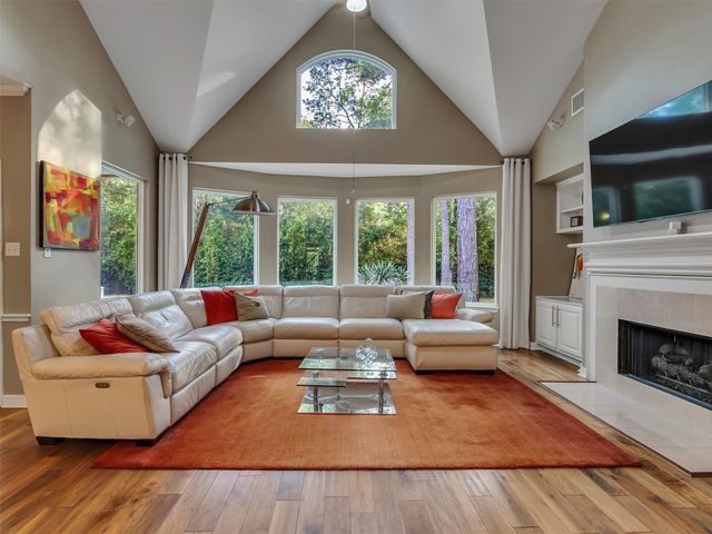 131 W Slatestone Circle, The Woodlands, TX 77382