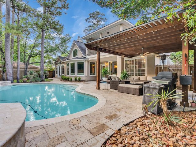131 W Slatestone Circle, The Woodlands, TX 77382