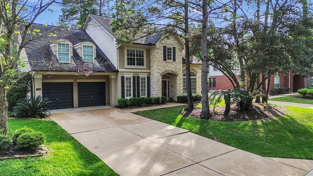 131 W Slatestone Circle, The Woodlands, TX 77382