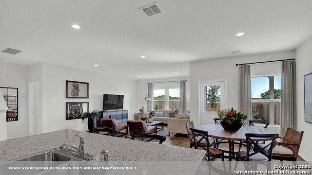 334 BOATMAN COVE, Seguin, TX 78155