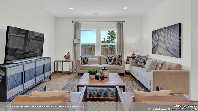 334 BOATMAN COVE, Seguin, TX 78155