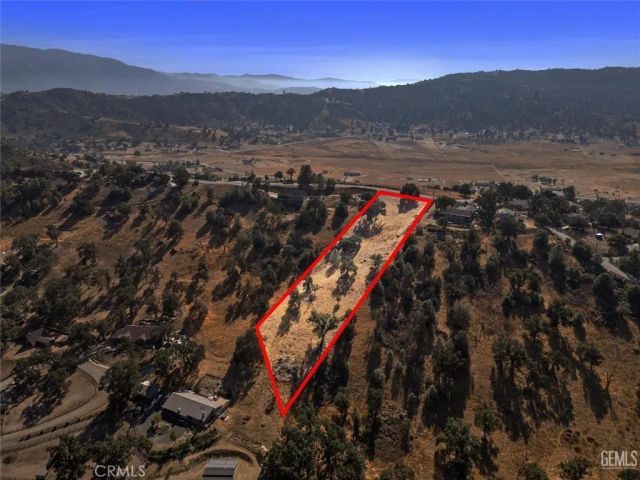 26981 Oakflat, Tehachapi, CA 93561