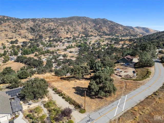 26981 Oakflat, Tehachapi, CA 93561