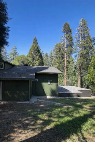 705 Clubhouse, Twin Peaks, CA 92391