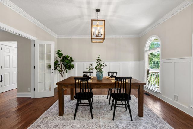 104 Oak Hill Dr, Smyrna, TN 37167