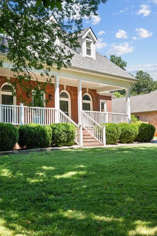 104 Oak Hill Dr, Smyrna, TN 37167