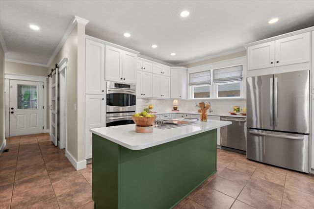 104 Oak Hill Dr, Smyrna, TN 37167