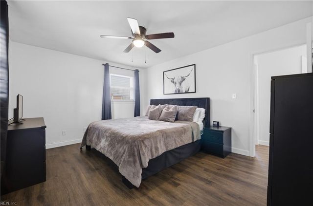 1248 Kingsway DR, Chesapeake, VA 23320