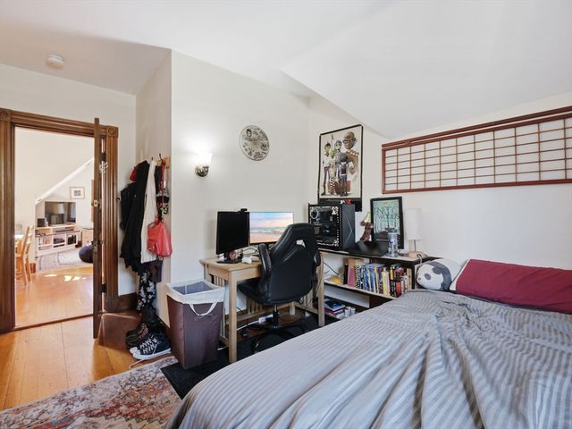 3 Monmouth Street 5, Somerville, MA 02143