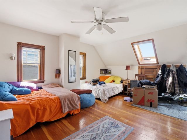 3 Monmouth Street 5, Somerville, MA 02143