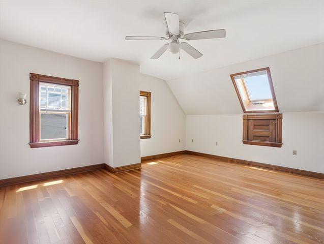 3 Monmouth Street 5, Somerville, MA 02143